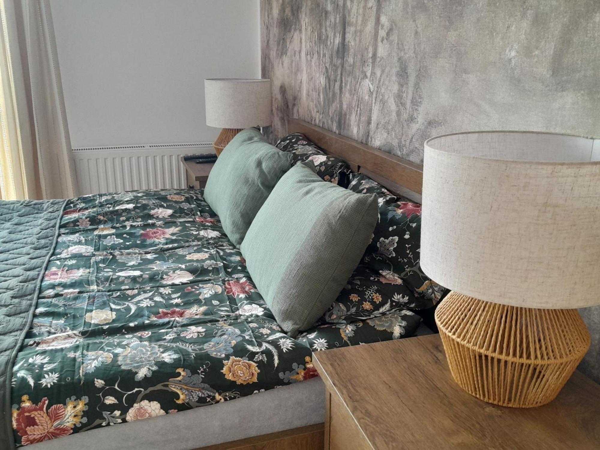 Old Town Premium Apartment - Ghetto Heroes Square View Красков Екстериор снимка